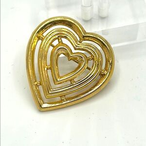 Vintage Trifari Brooch